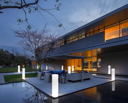 Светильник Цилиндр 16х24 питание от 220, RGB Светильник Цилиндр 16х24 питание от 220, RGB